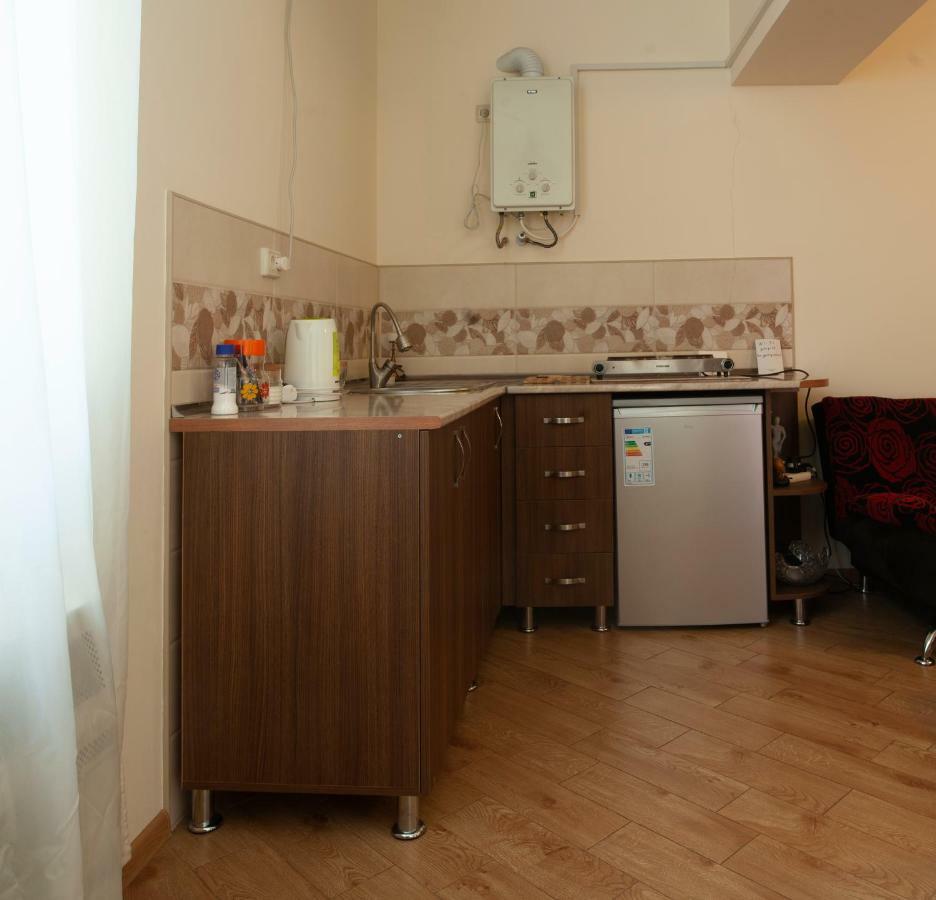 Green Corner Apartment Tbilisi Bagian luar foto